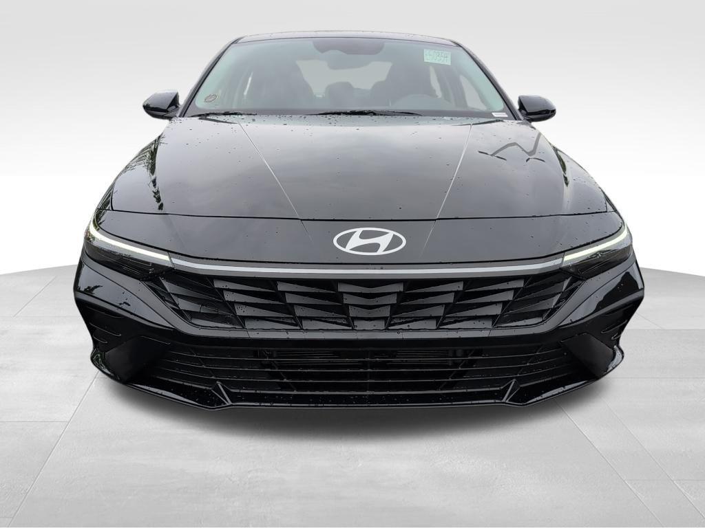 new 2025 Hyundai ELANTRA HEV car, priced at $23,678