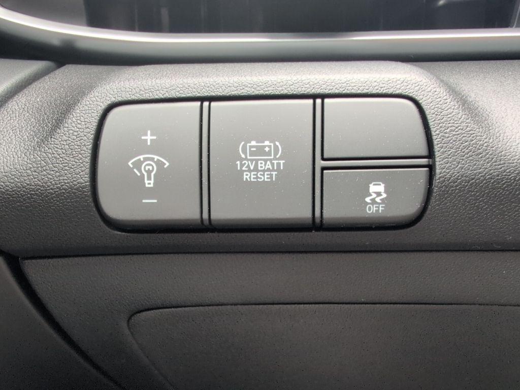 new 2025 Hyundai ELANTRA HEV car, priced at $23,678