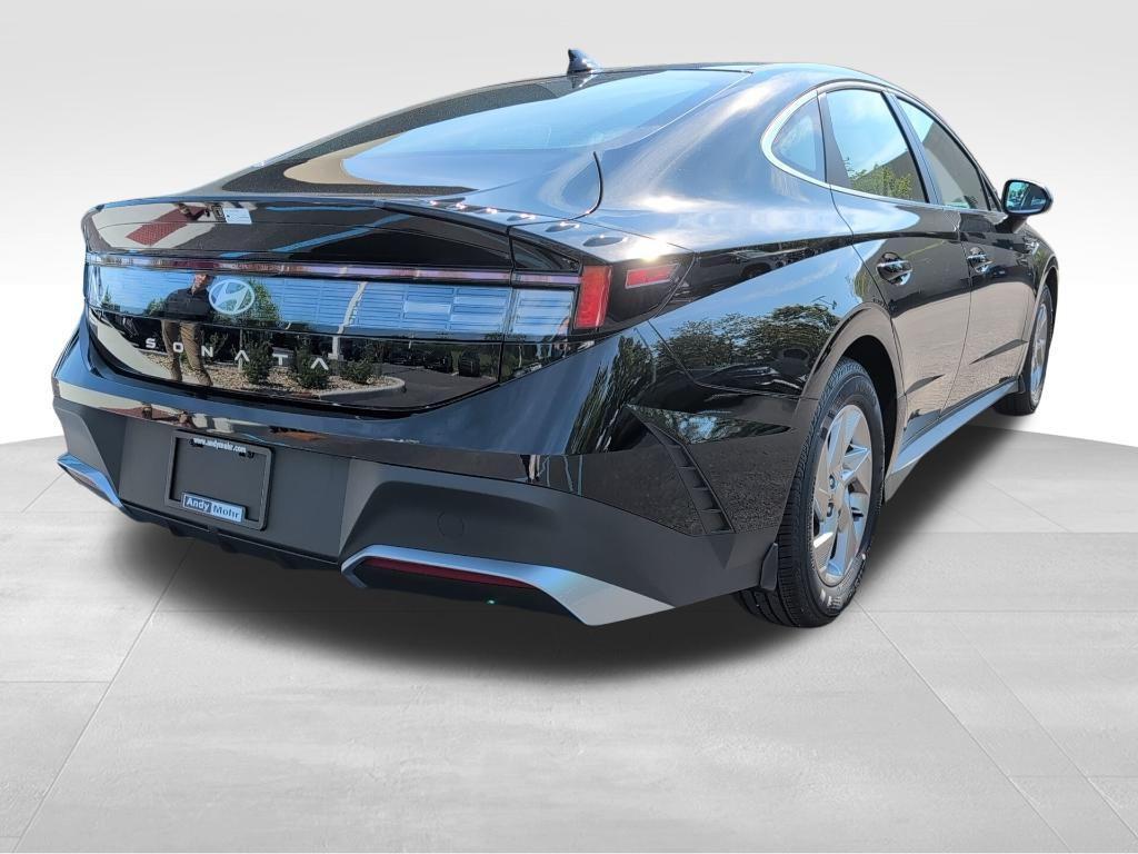 new 2025 Hyundai Sonata car, priced at $25,050