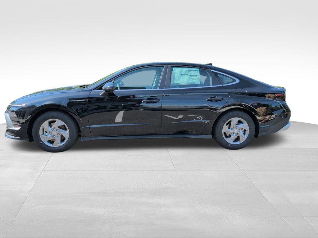 new 2025 Hyundai Sonata car, priced at $25,050