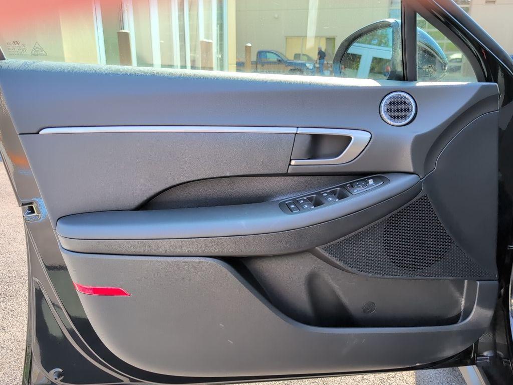 new 2025 Hyundai Sonata car, priced at $25,050