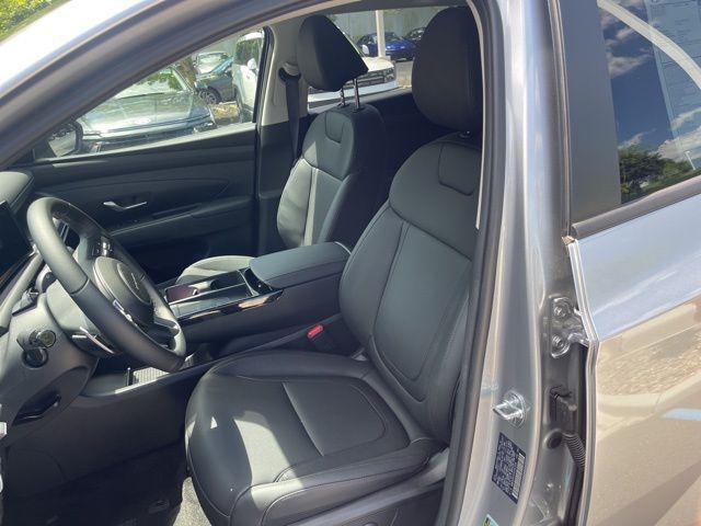 new 2025 Hyundai TUCSON Hybrid car, priced at $36,066