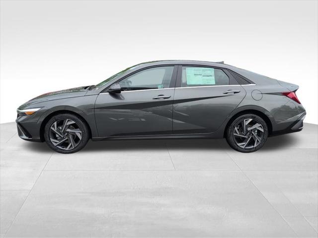 new 2025 Hyundai Elantra car, priced at $26,044