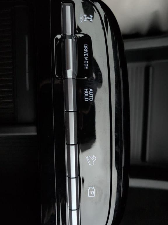 new 2025 Hyundai TUCSON Hybrid car, priced at $34,876