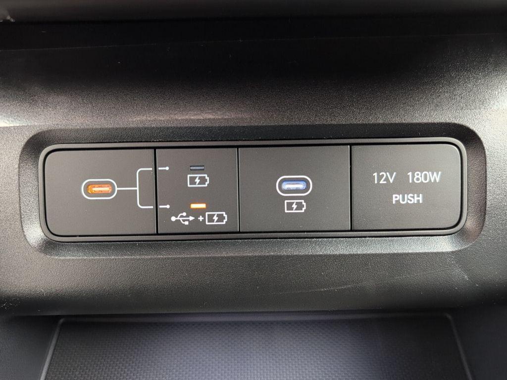 new 2025 Hyundai TUCSON Hybrid car, priced at $34,876