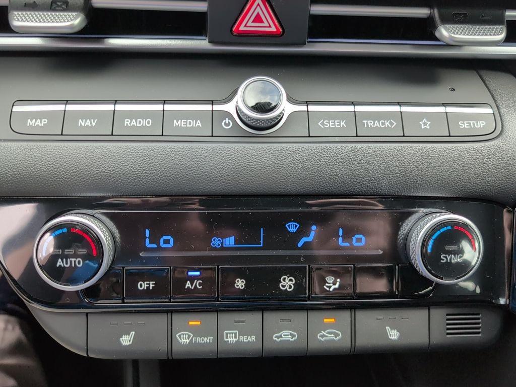 new 2025 Hyundai Elantra car, priced at $26,810