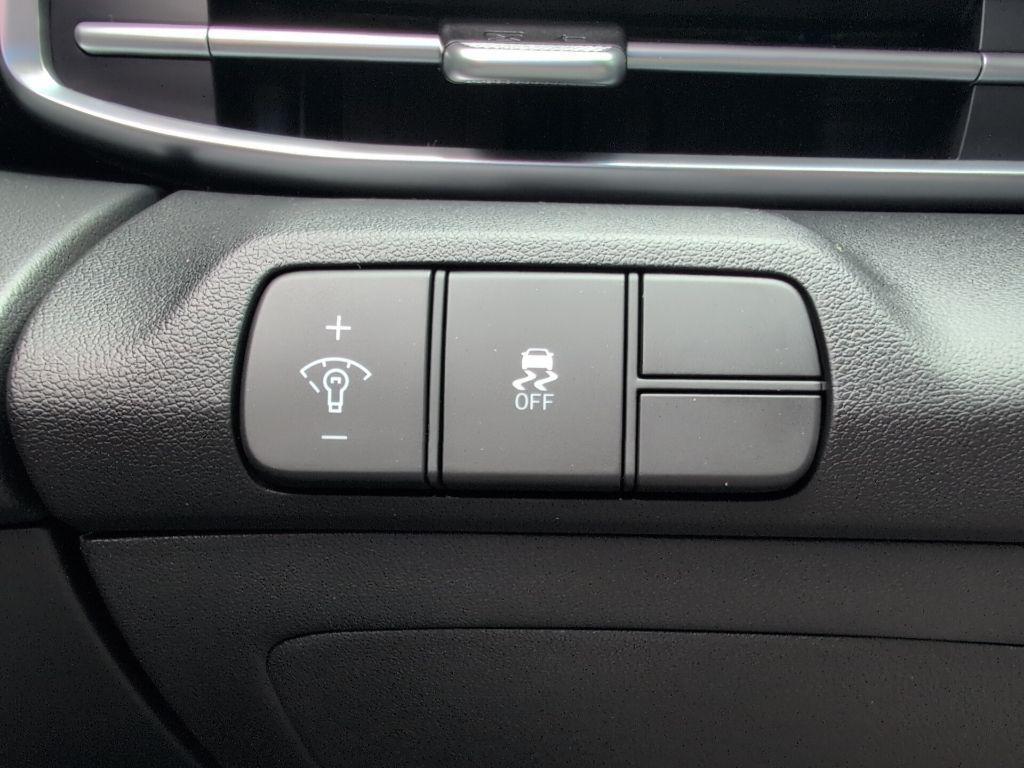 new 2025 Hyundai Elantra car, priced at $26,810