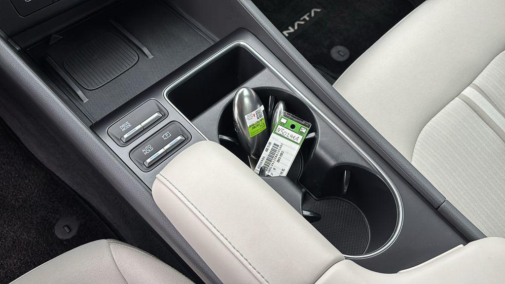 used 2024 Hyundai Sonata Hybrid car, priced at $25,913