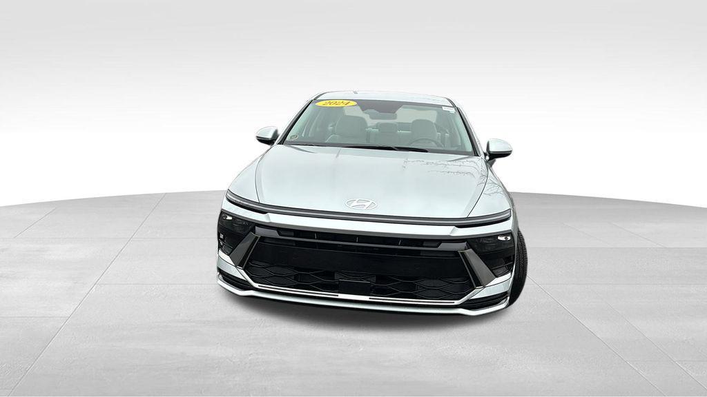 used 2024 Hyundai Sonata Hybrid car, priced at $25,913