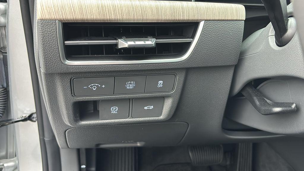 used 2024 Hyundai Sonata Hybrid car, priced at $25,913