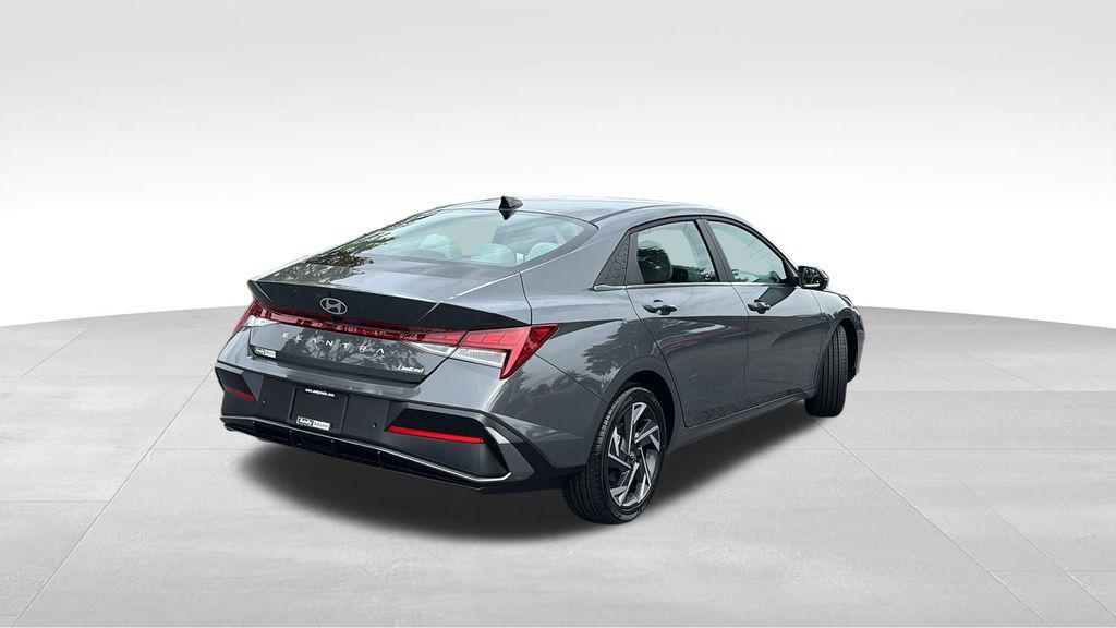 used 2024 Hyundai Elantra car, priced at $23,498