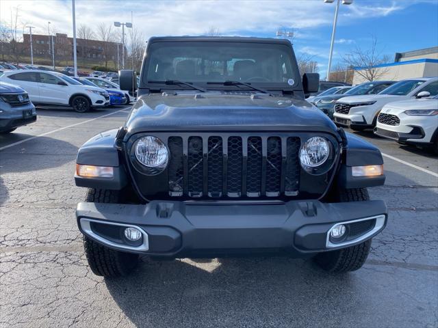 used 2021 Jeep Gladiator car, priced at $32,388