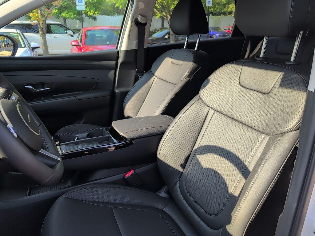 new 2025 Hyundai TUCSON Hybrid car, priced at $35,566