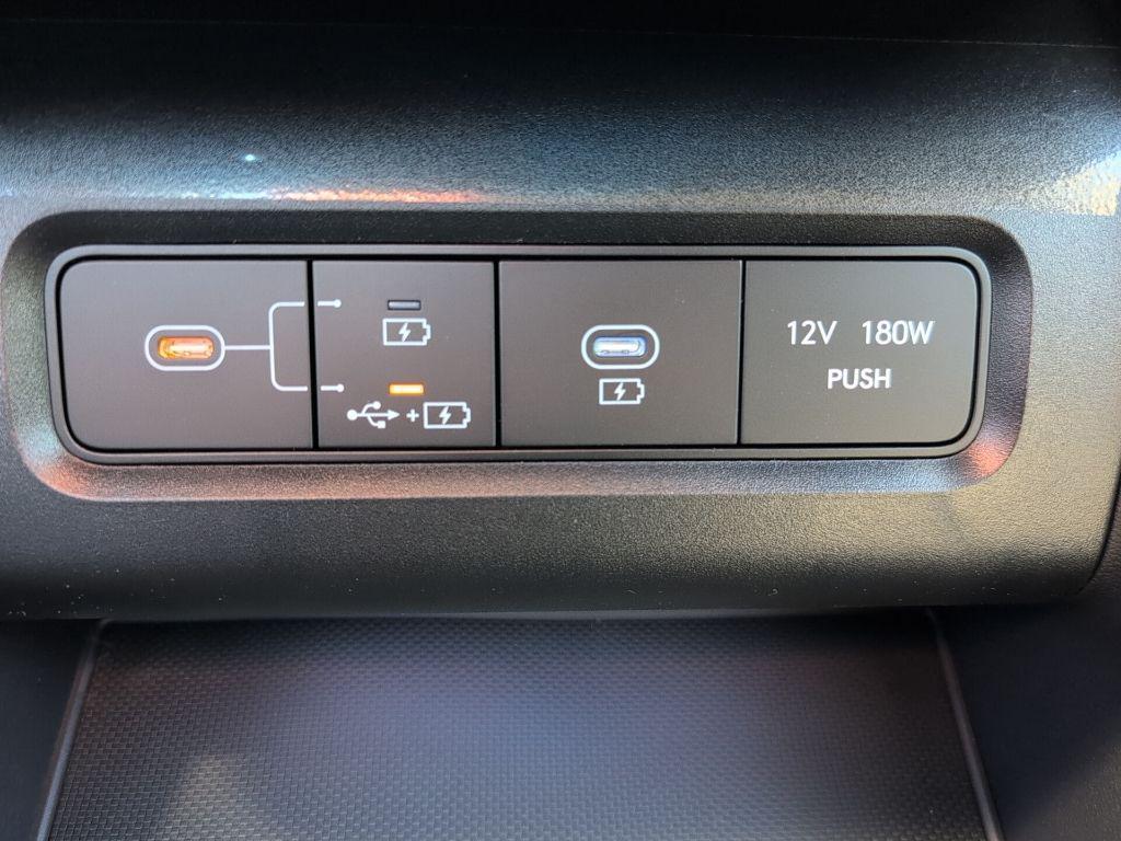 new 2025 Hyundai TUCSON Hybrid car, priced at $35,566