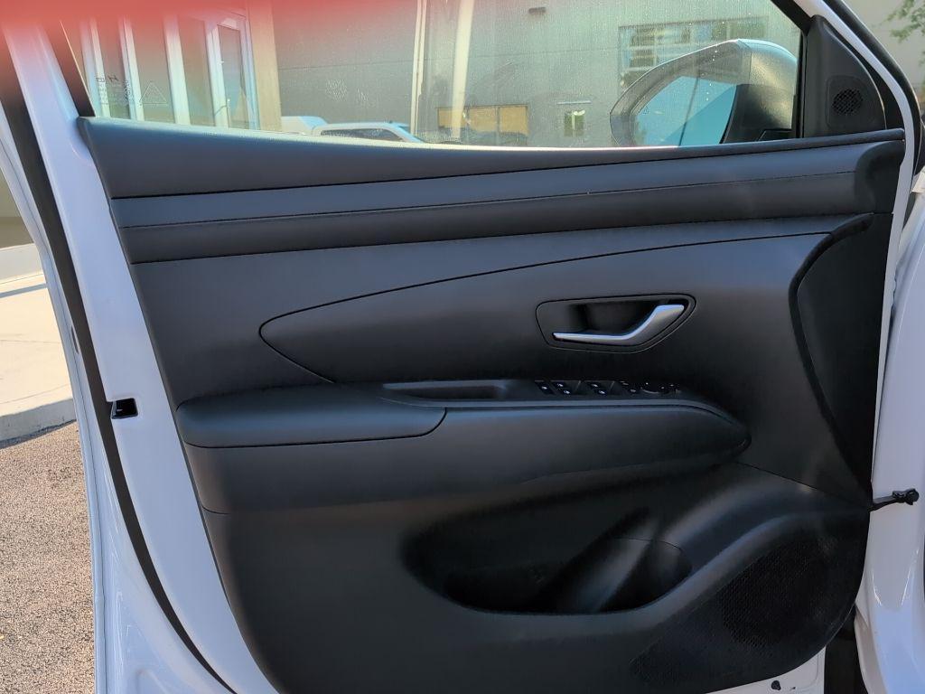 new 2025 Hyundai TUCSON Hybrid car, priced at $35,566