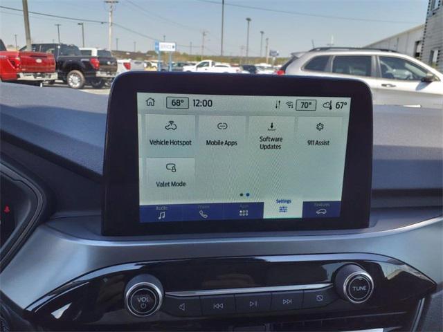 new 2025 Ford Escape car, priced at $25,566