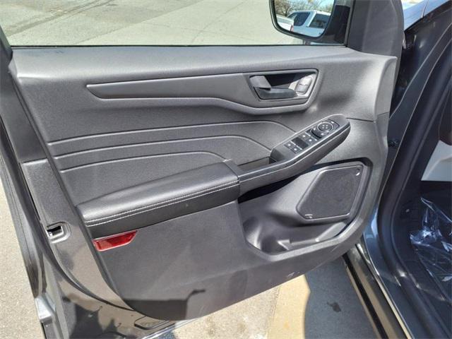 new 2025 Ford Escape car, priced at $25,566