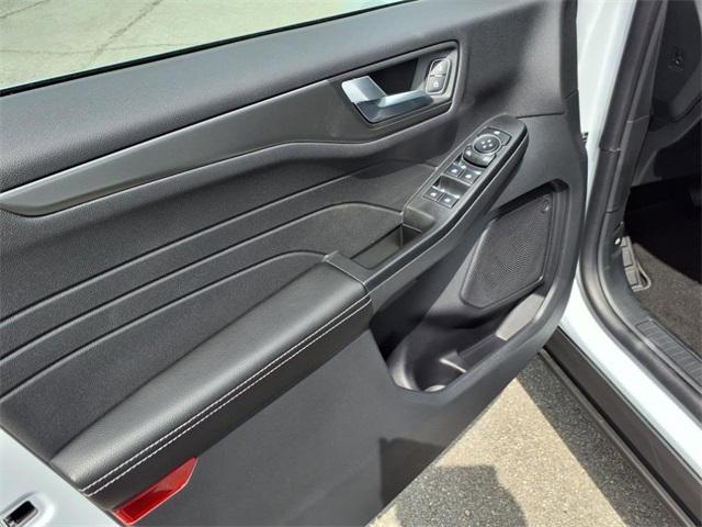 new 2025 Ford Escape PHEV car, priced at $32,005