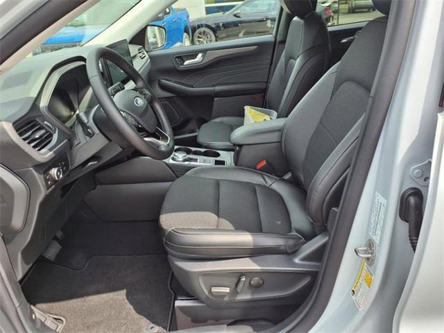 new 2025 Ford Escape PHEV car, priced at $32,005