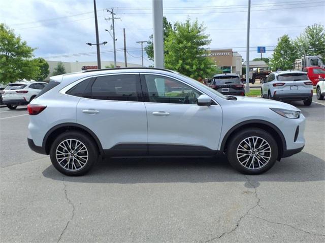 new 2025 Ford Escape PHEV car, priced at $32,005