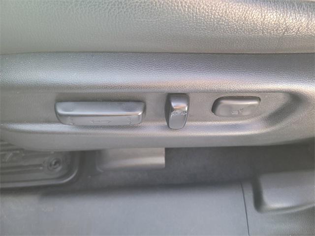 used 2022 Honda Pilot car, priced at $25,961