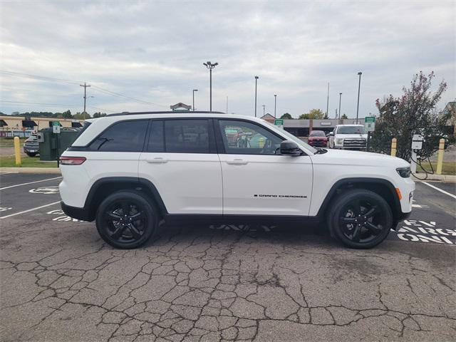 used 2023 Jeep Grand Cherokee car, priced at $30,168