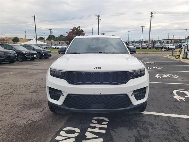used 2023 Jeep Grand Cherokee car, priced at $30,168