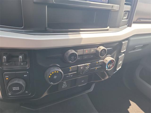 new 2025 Ford F-250 car, priced at $64,665