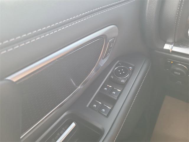 new 2025 Ford Expedition car, priced at $83,356