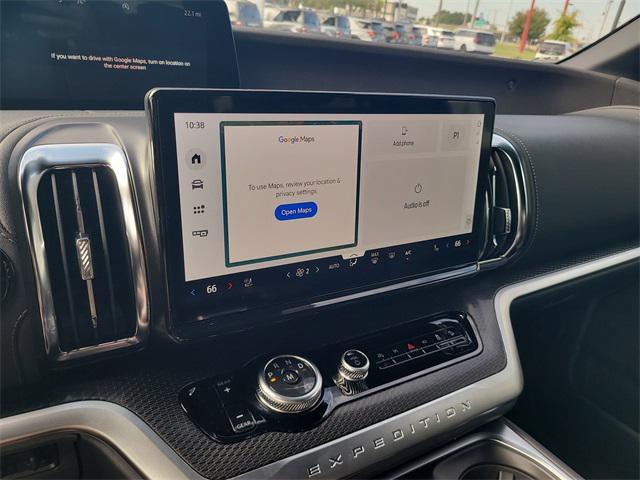 new 2025 Ford Expedition car, priced at $83,356