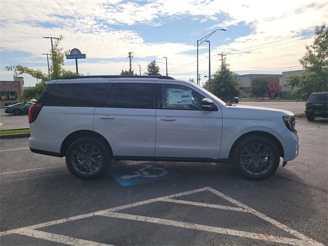 new 2025 Ford Expedition car, priced at $83,356