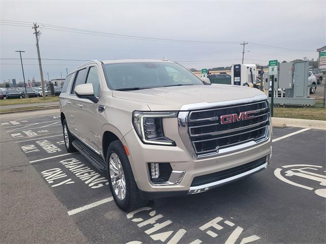 used 2023 GMC Yukon XL car, priced at $49,106