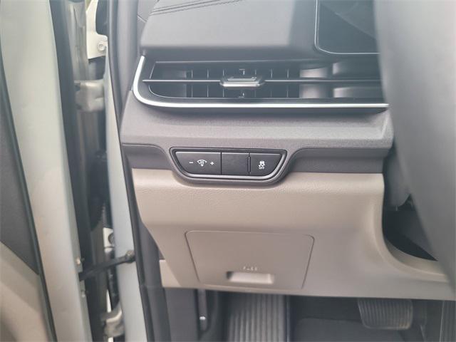 used 2025 Kia Carnival car, priced at $37,994