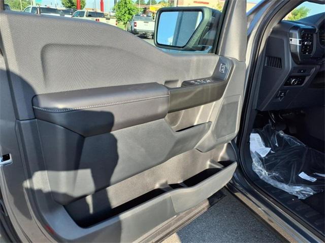 new 2025 Ford F-150 car, priced at $48,513