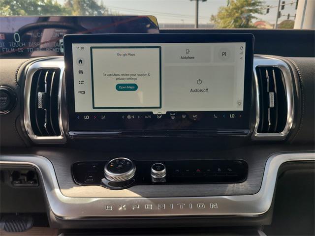new 2025 Ford Expedition car, priced at $79,226