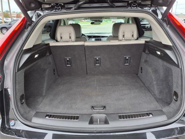 used 2021 Cadillac XT4 car, priced at $28,981
