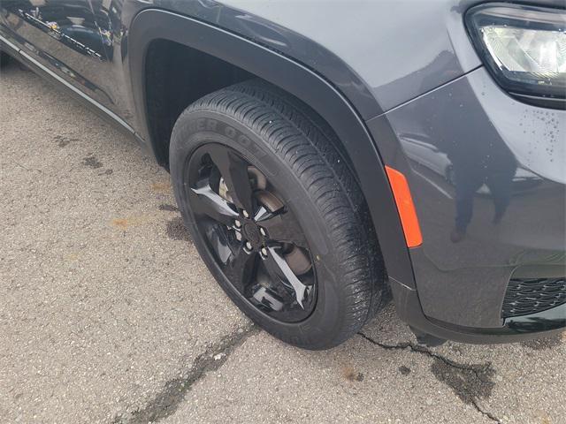 used 2016 Jeep Grand Cherokee car, priced at $12,973