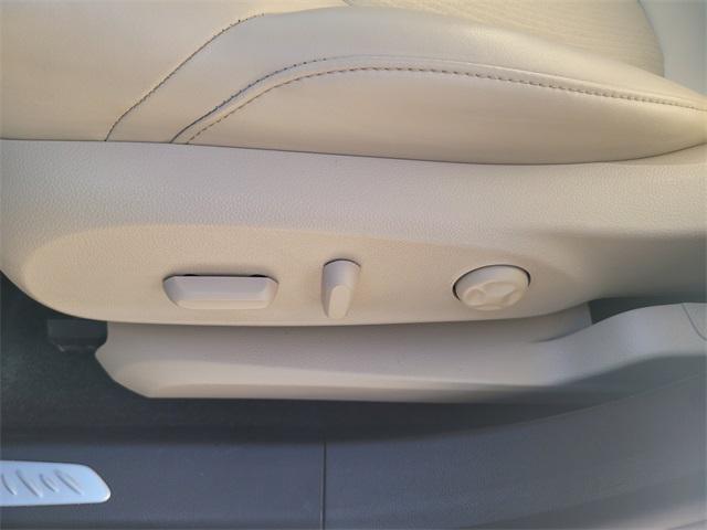 used 2019 Buick Envision car, priced at $18,434