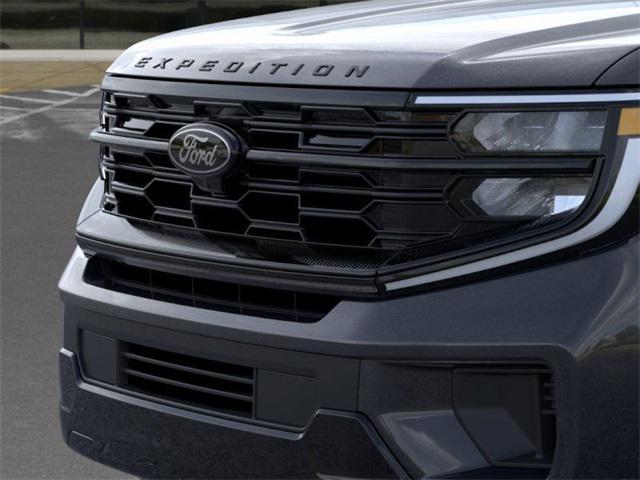 new 2025 Ford Expedition car, priced at $79,933