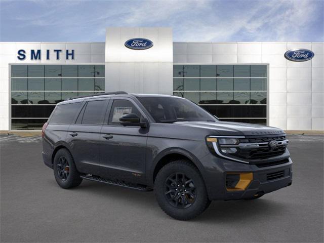 new 2025 Ford Expedition car, priced at $84,015