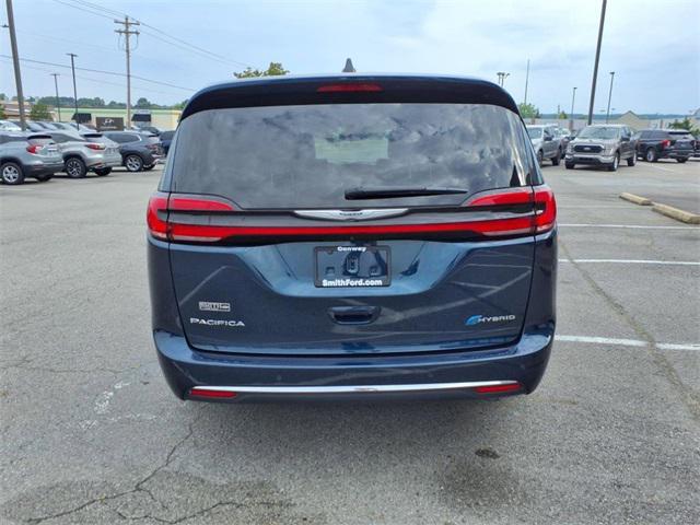 used 2023 Chrysler Pacifica Hybrid car, priced at $29,911