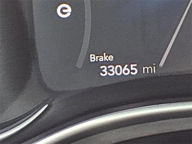 used 2023 Chrysler Pacifica Hybrid car, priced at $29,911