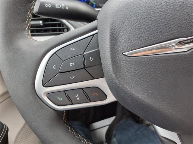 used 2023 Chrysler Pacifica Hybrid car, priced at $29,911