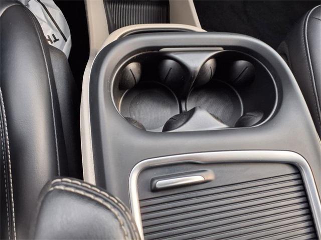 used 2023 Chrysler Pacifica Hybrid car, priced at $29,911