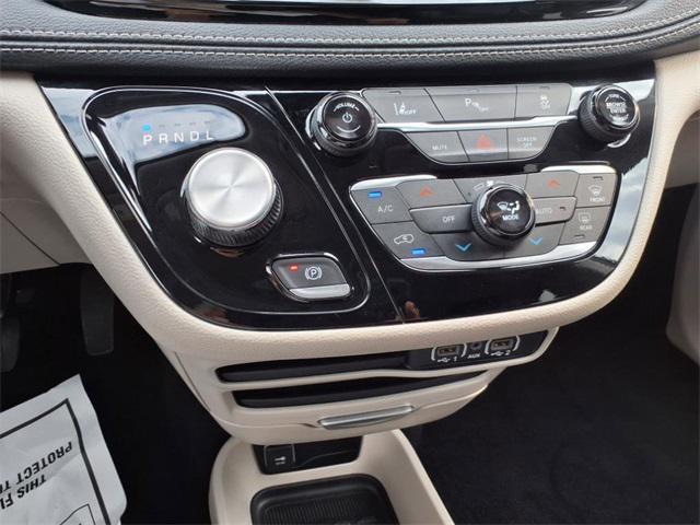 used 2023 Chrysler Pacifica Hybrid car, priced at $29,911