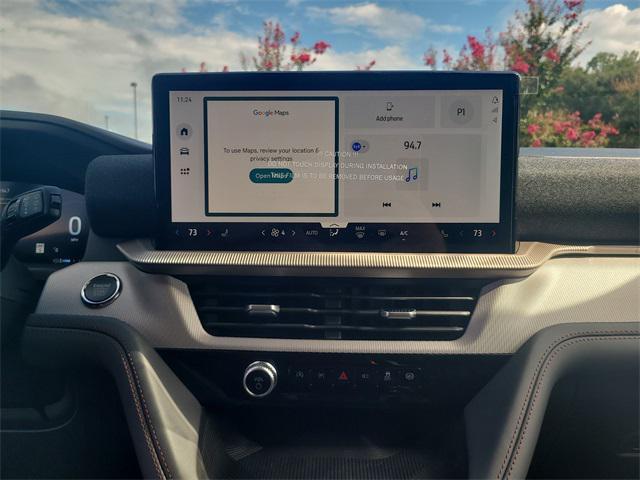 new 2025 Ford Explorer car, priced at $41,053