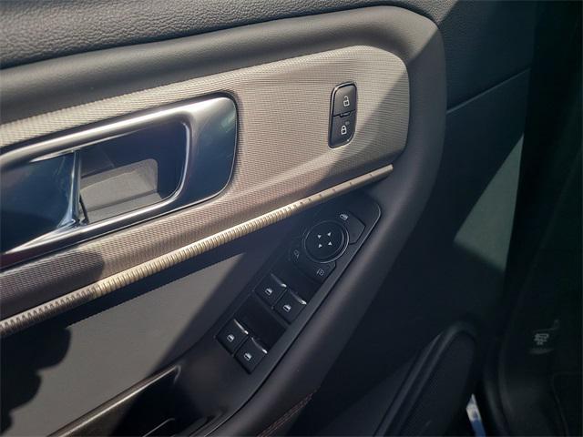 new 2025 Ford Explorer car, priced at $41,053