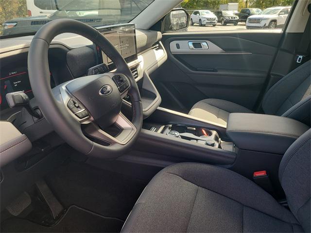new 2025 Ford Explorer car, priced at $41,053
