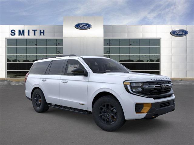 new 2025 Ford Expedition car, priced at $83,044