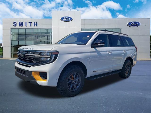 new 2025 Ford Expedition car, priced at $83,044